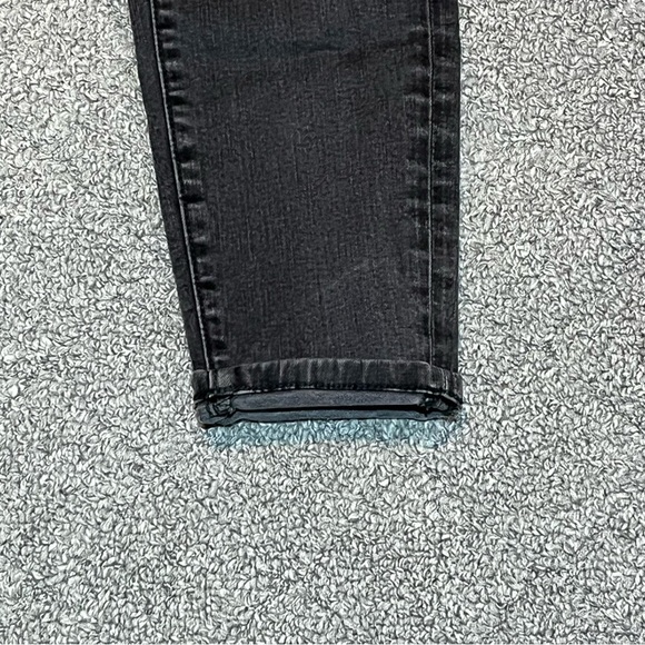 Ann Taylor LOFT The Skinny Jewel Button Fly Jeans Womens Size 8 Black Denim - Picture 8 of 10